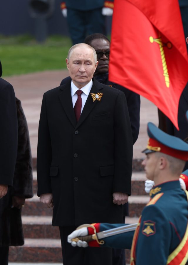 Russian President Vladimir Putin and Chinese President Xi Jinping at a wreath-laying ceremony, 9 May 2025, Moscow, Russia